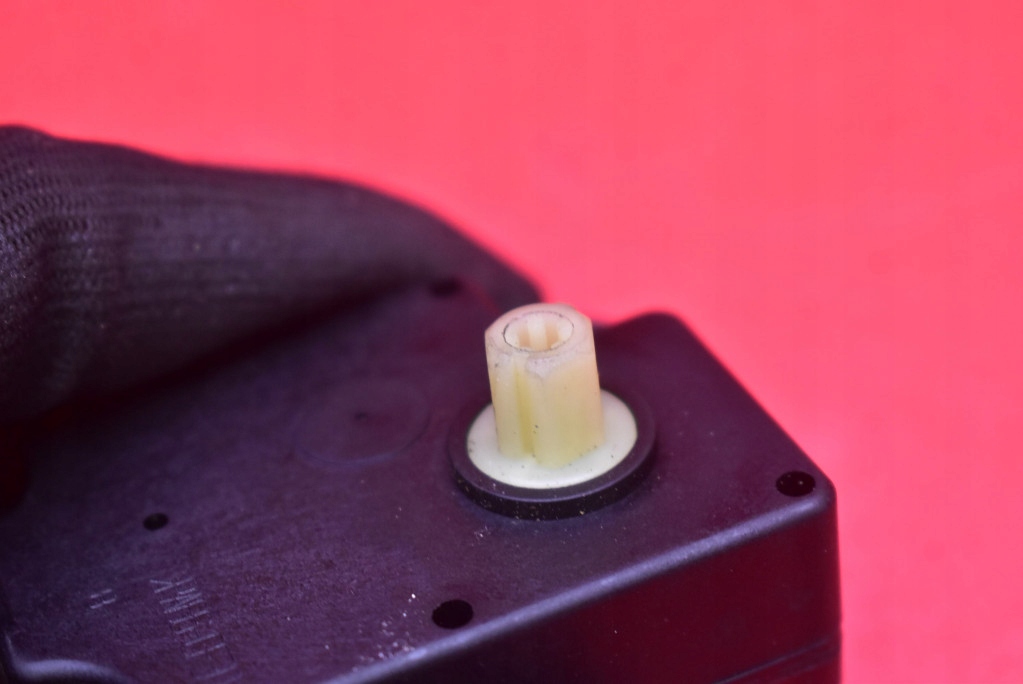 фото №9, Моторчик обігрівача 30676511 volvo xc90 1 i 2.4 d5 185 km 02-06