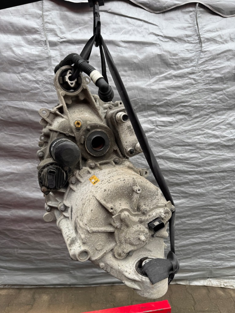 Tesla model 3 standardowy zasięg задній двигун 1120980-00f Київ