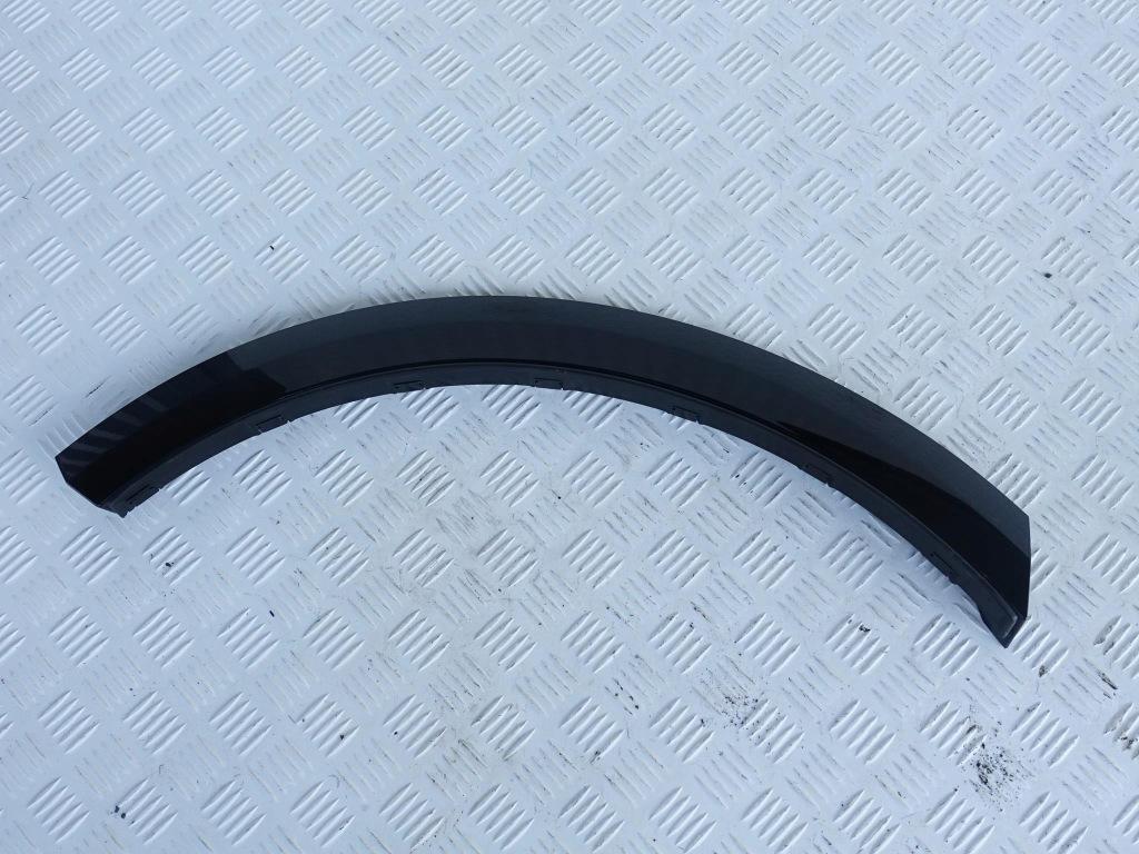 фото №1, Audi q8 rs rsq8 4m8 молдинг накладка правая задняя