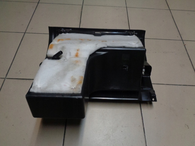 фото №11, Бардачок пасажира saab 9 3 9-3 ii 02-07 12835848