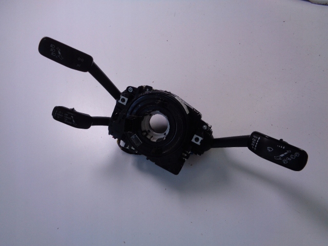 фото №1, Переключатель комбинированный skoda octavia iv