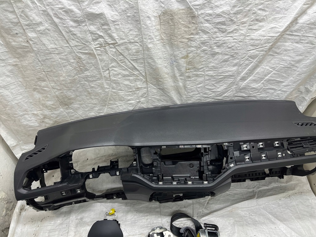 фото №9, Vw t-roc консоль панель приладів подушка безпеки подушки безпеки ремені org.