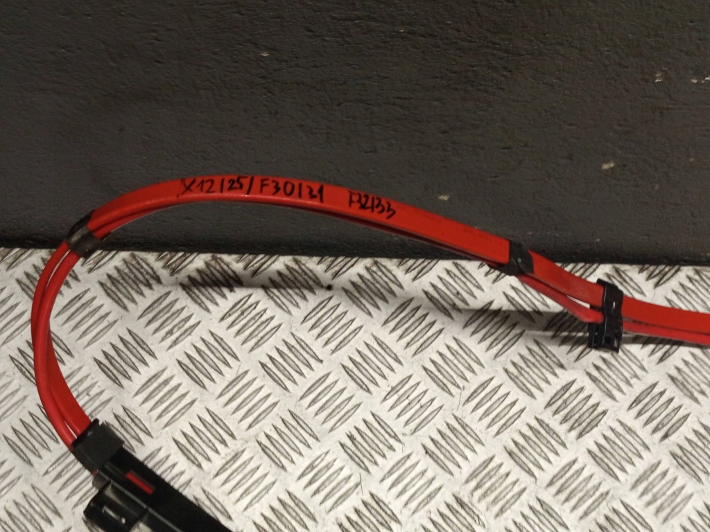 Bmw оригинальный номер 9259326 3' f30 f31 4' f32 f33 шланг кабель аккумулятор plus в Украине