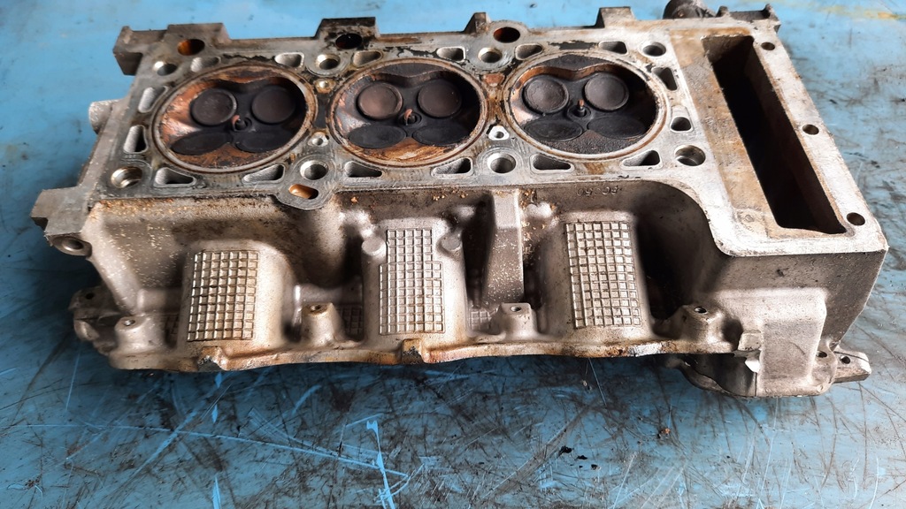 фото №10, Головка правая 04892064aa chrysler sebring 2.7b