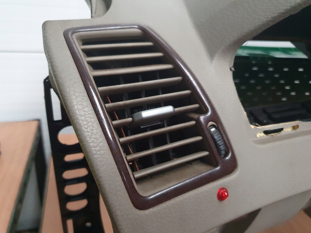 фото №9, Панель приладів приладова консоль панель приладів подушка безпеки ремені volvo xc90 i оригінал