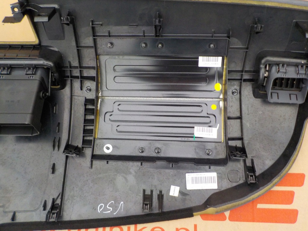 фото №7, Volvo c30 панель приладів консоль srs kpl