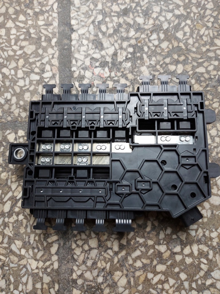 фото №1, Коробка запобіжників bsi mercedes c w205 2.2 cdi