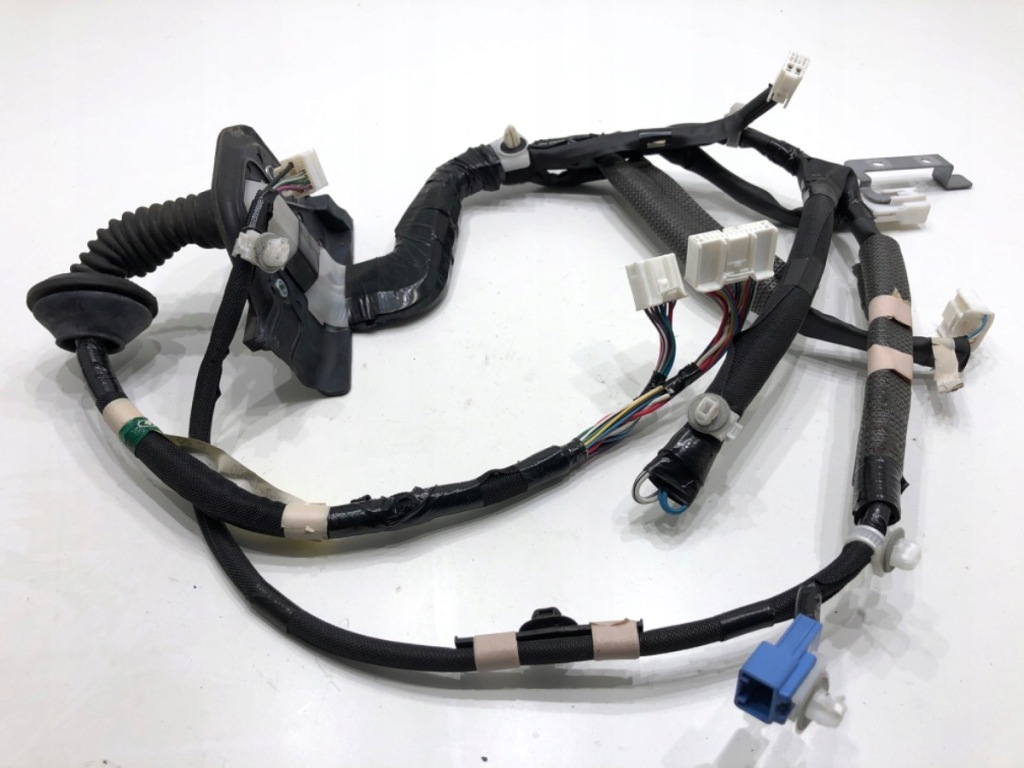 Купити Джгут двері перед лівий lexus ct 82152-76200 1.8 99km шланг