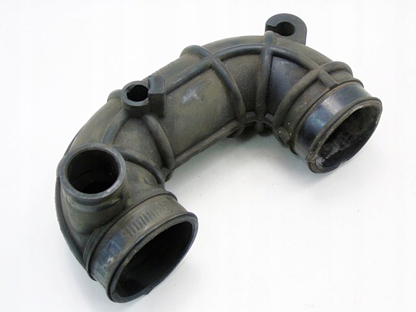 фото №1, Шланг воздуха 1.2 16v swift iv 3 agila b splash solio delic 13881-73ka0
