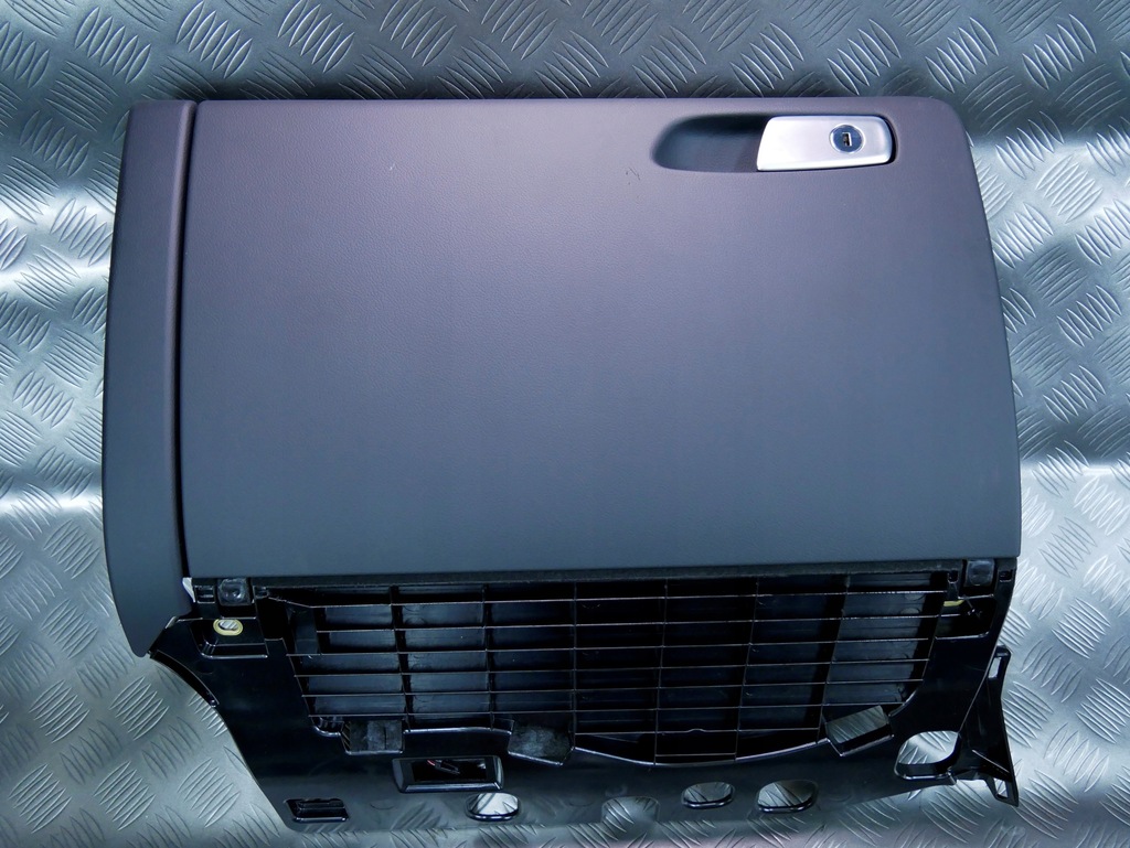 фото №1, Audi a4 b8 бардачок пассажира rhd 8k2857035b