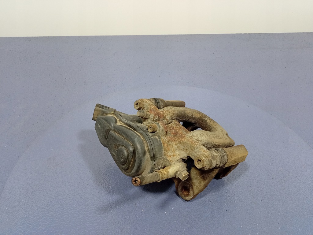 фото №5, Mazda 6 iii gj суппорт задняя правый задний скоба