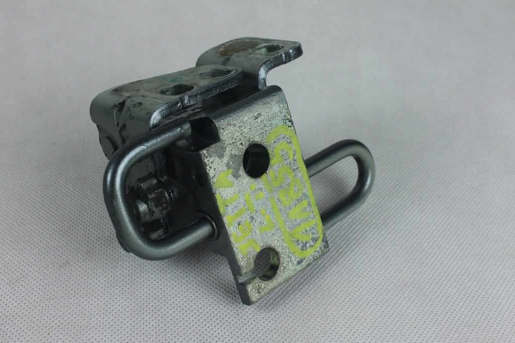 фото №8, Петля левый задняя дверь задних vw jetta 2006-2011 ограничитель задний ld7x