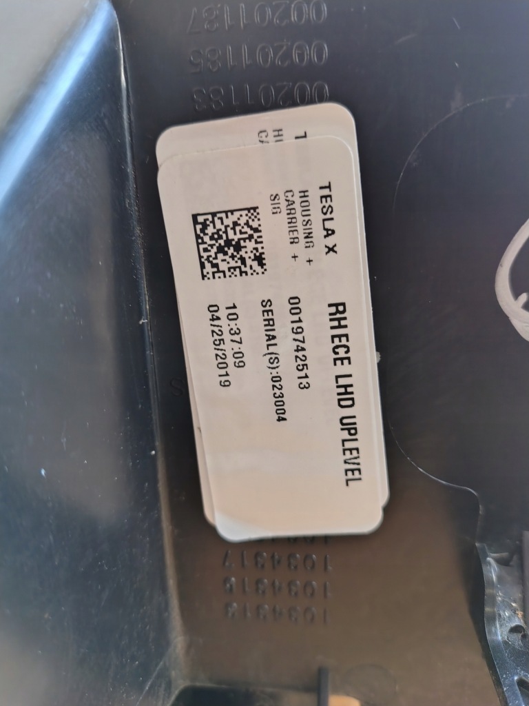 Full led tesla x лампа права europa 103431900d Ціна