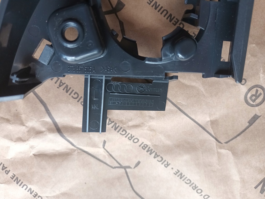 фото №8, Audi a5 8t захист динаміка двері ліва 8t8035423d