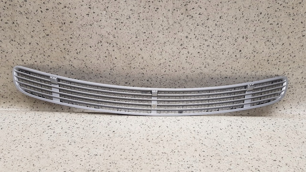 фото №1, Впуск решётка капот mercedes w220