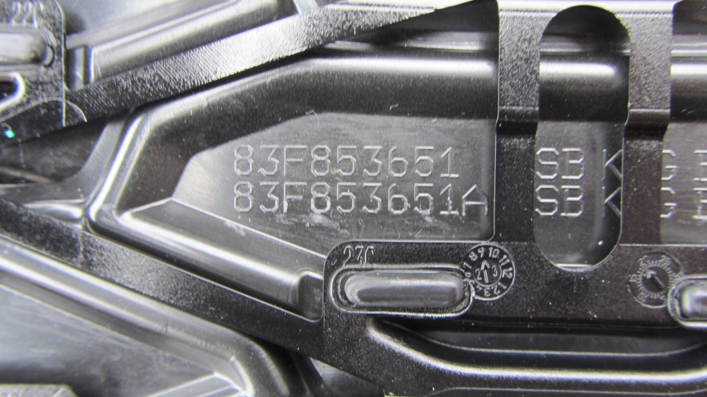 Решітка радіатора решітка радіатора бампера перед audi q3 ii 83f s-line 2018- Доставка