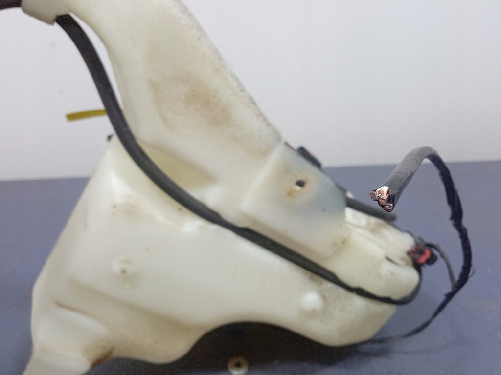 фото №5, Chrysler voyager iv бачок распылителя жидкость 4717827ac