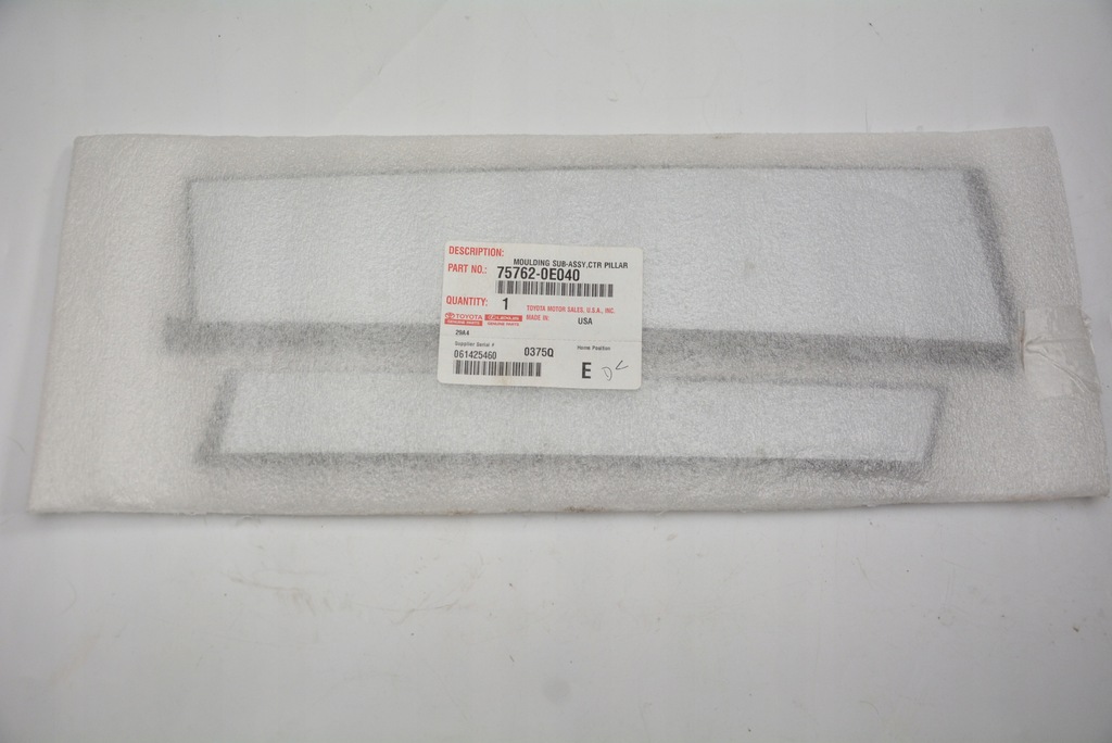 фото №6, Молдинг накладки дверь левый задняя toyota highlander iv 20-2024r оригинал !!!