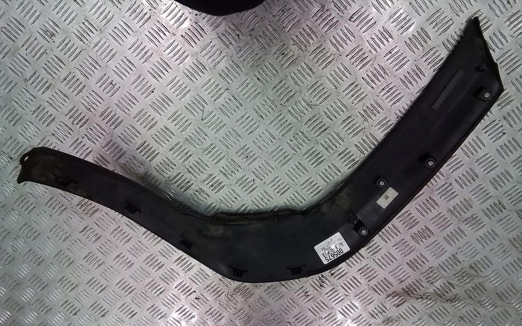 фото №4, Yaris cross молдинг крыло задняя левая накладка