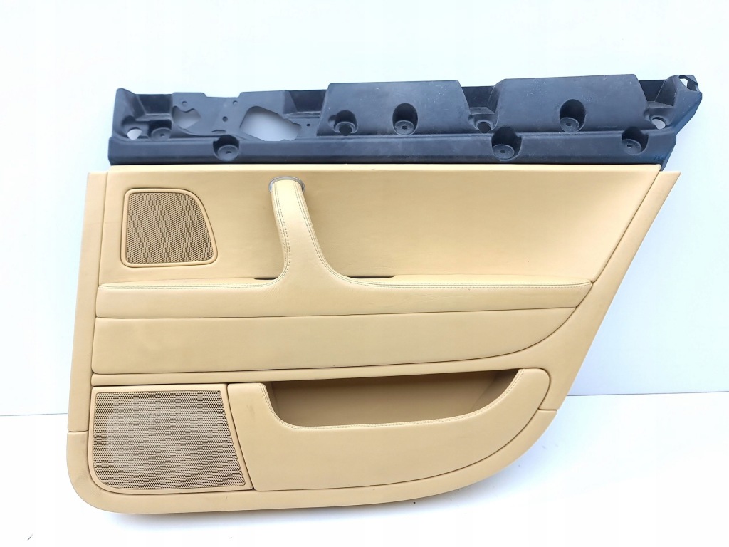 фото №1, Bentley flying spur 2006 обшивка дверь задних