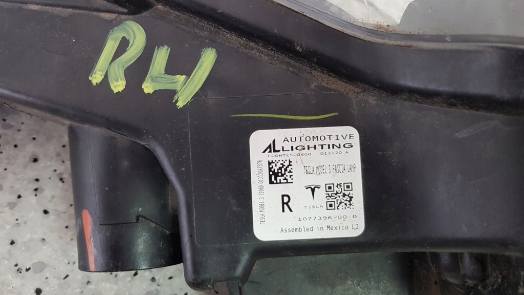 Tesla model 3 3 правый led drl противотуманная фара d 9805 Киев