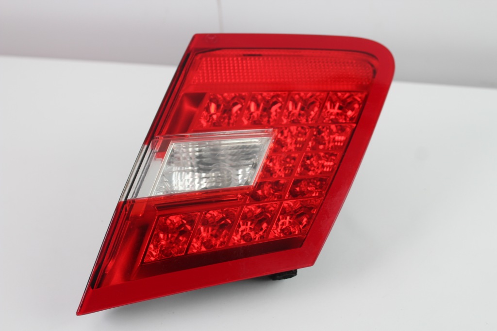 Купить Фара правая  задний mercedes w212 led седан 09-11r