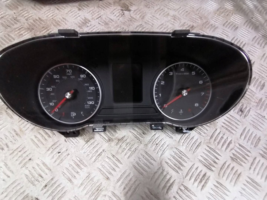 фото №1, Mg zs lift 1.5 счетчик приборы