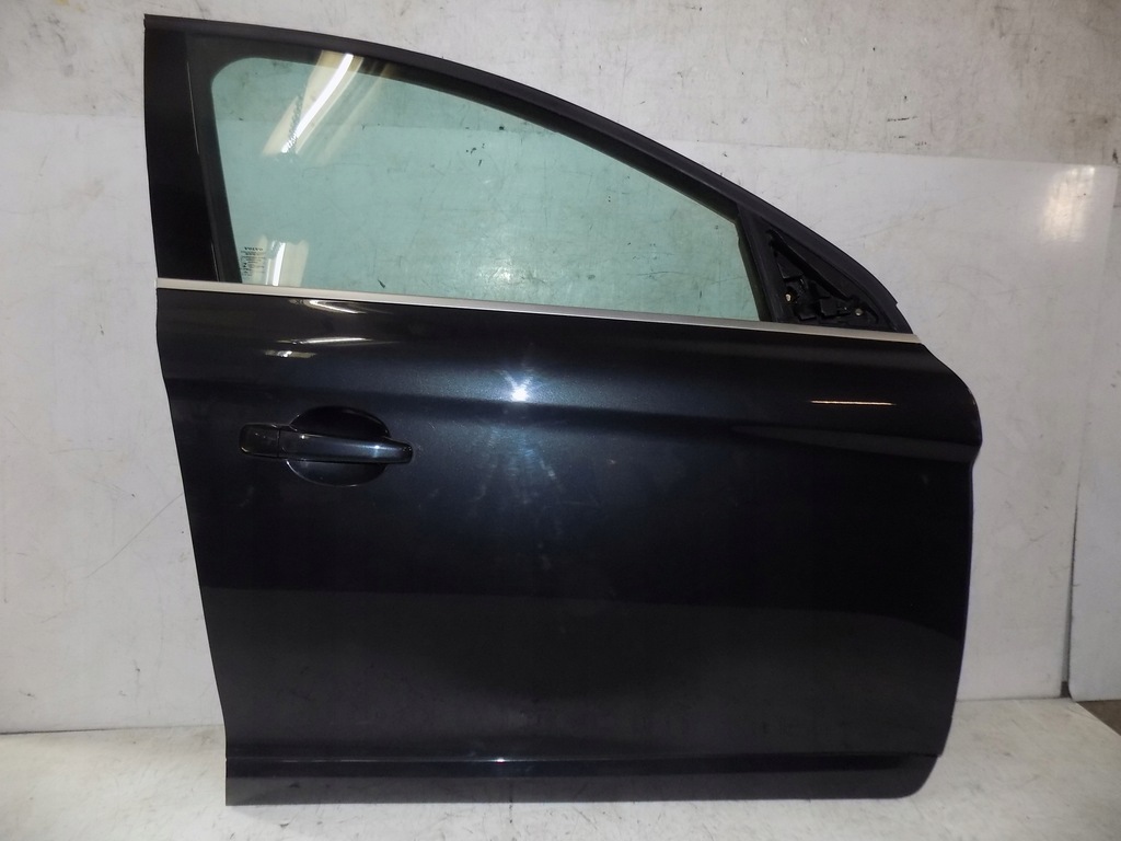 фото №1, Volvo xc60 i lift r-design 13-17 дверь правое перед kpl. 492-46