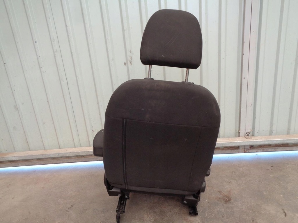 фото №10, Сидіння fiat doblo 2 ii opel combo d 2010- правий angielski