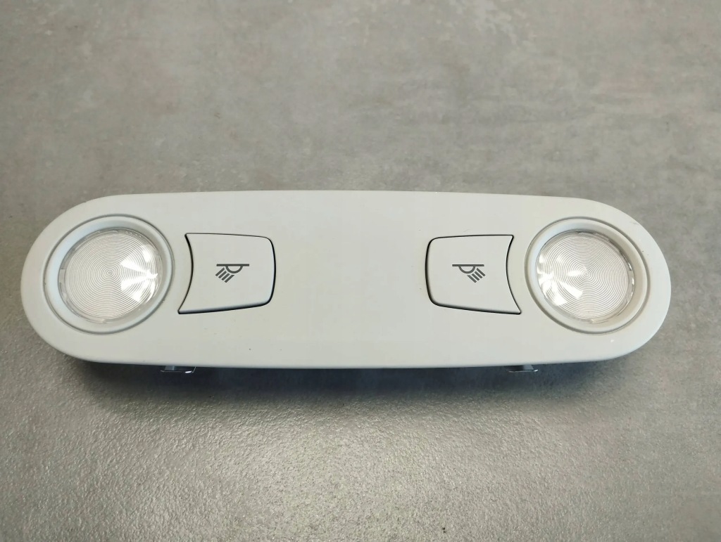 фото №1, Audi a5 sportback 8ta лампа салона 8t0947111be