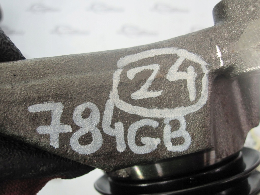 Discovery 08r 2.7 tdv6 276dt 190 km кронштейн віскозний муфта в Україні