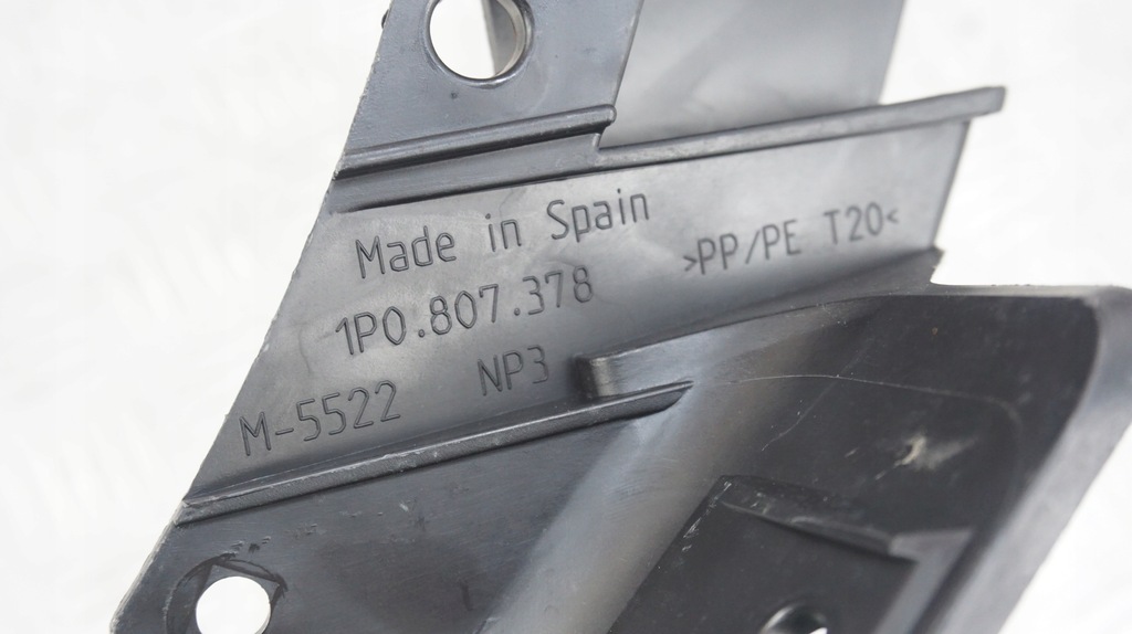 фото №10, Направляющая бампера правый задняя seat leon ii lift 1p0807378