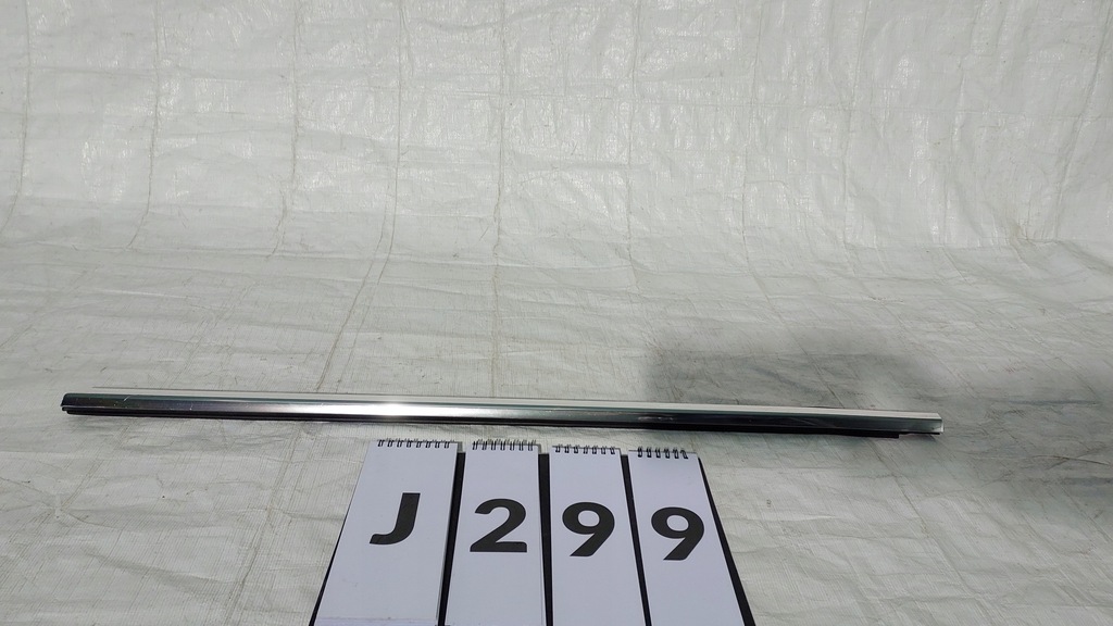 фото №1, Bmw 3 gt f34 молдинг дверь левый перед хром