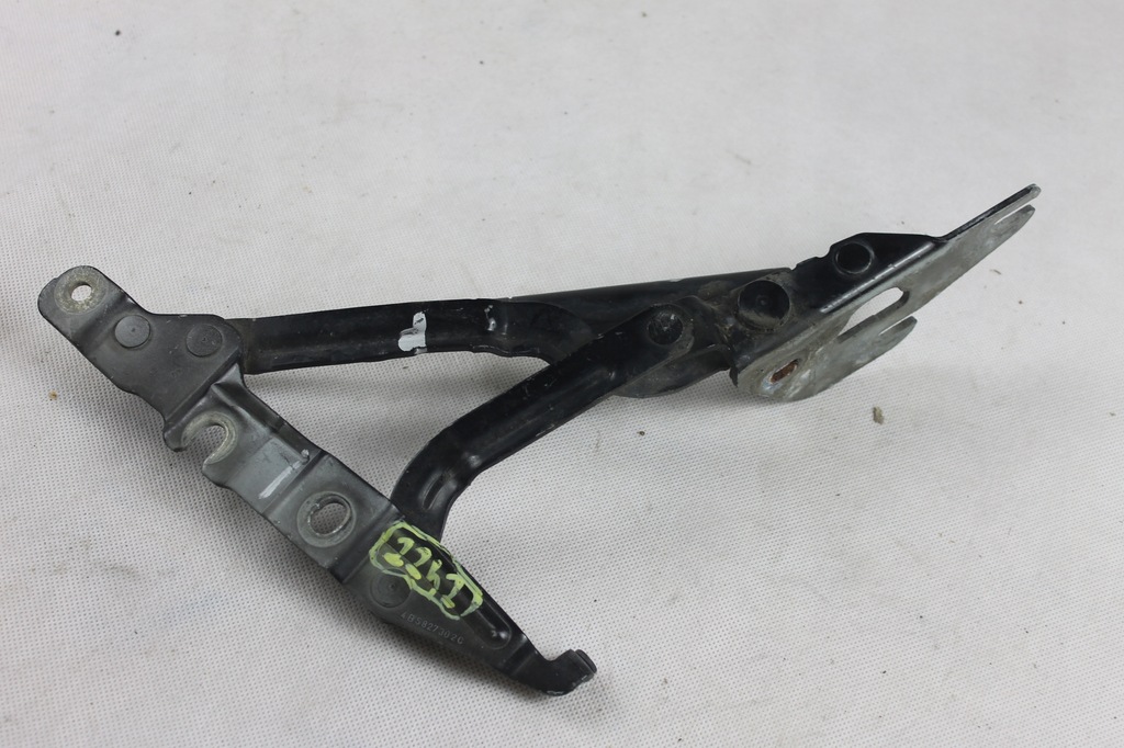 фото №6, Петля правий задня задній кришки задній привід audi a6 c5 sedan привід