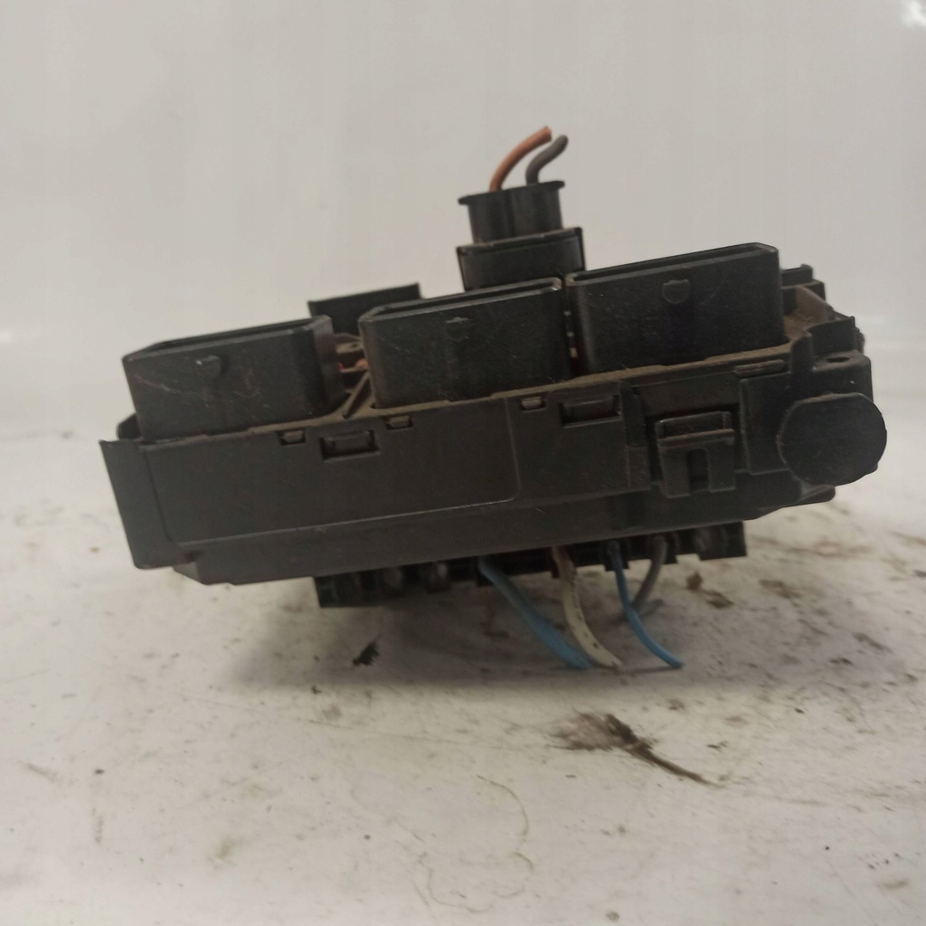 фото №12, Citroen c4 picasso i коробка предохранителей s118983004q