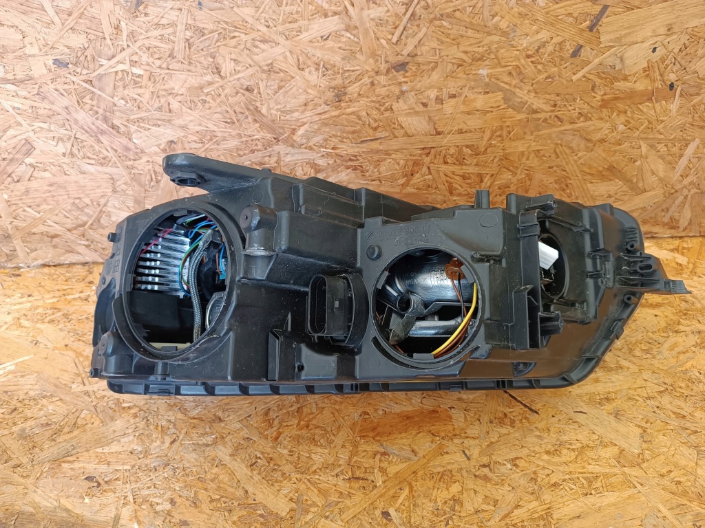 фото №13, Фара лампа права перед eu 5e1941016b skoda octavia iii ксенон