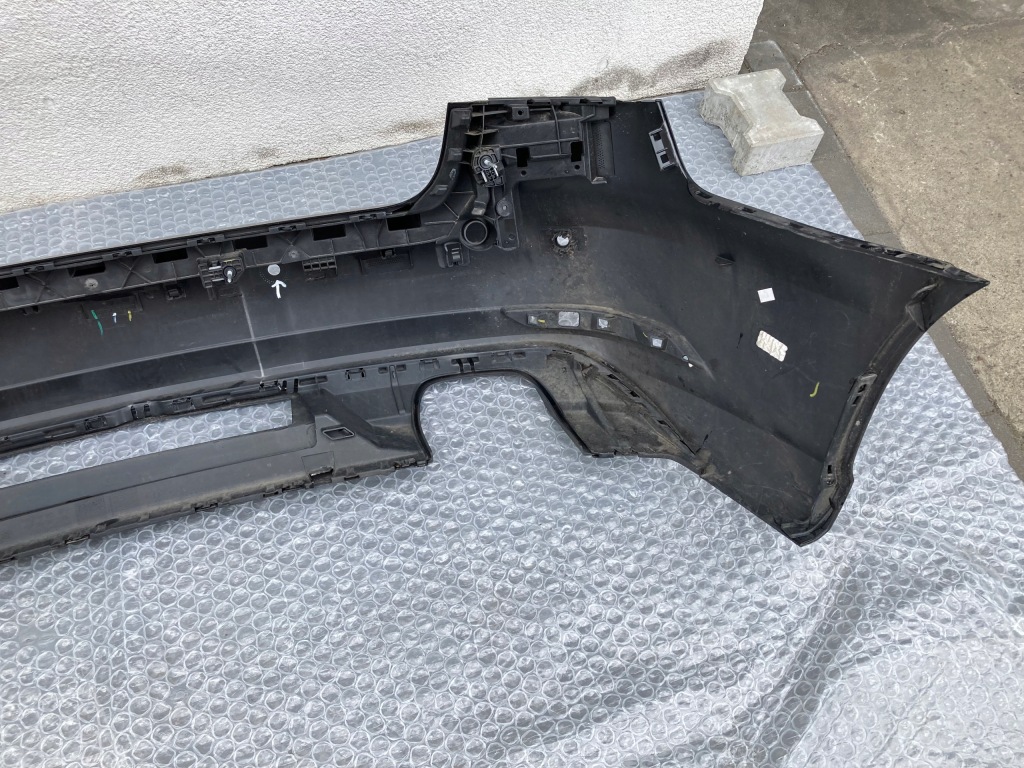 Бампер задний задняя audi a3 8v5 рестайлинг  седан Доставка