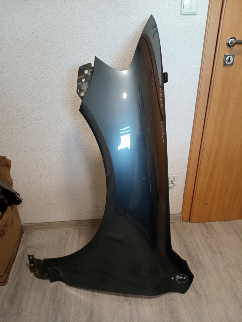 фото №1, Vw touareg i крила лівий перед