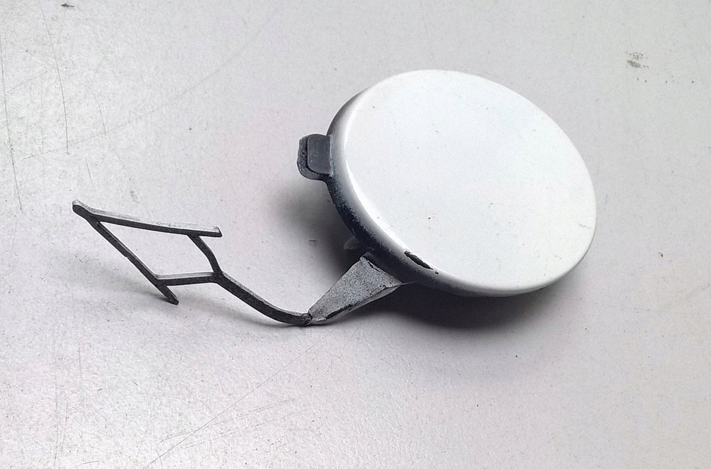 фото №2, Vw t-roc r-line заглушка фаркоп бампера перед оригінальний номер