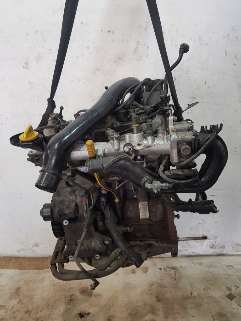Двигатель d4fh784 renault clio 3 modus 1.2 tce 100km 140tys km Оригинал