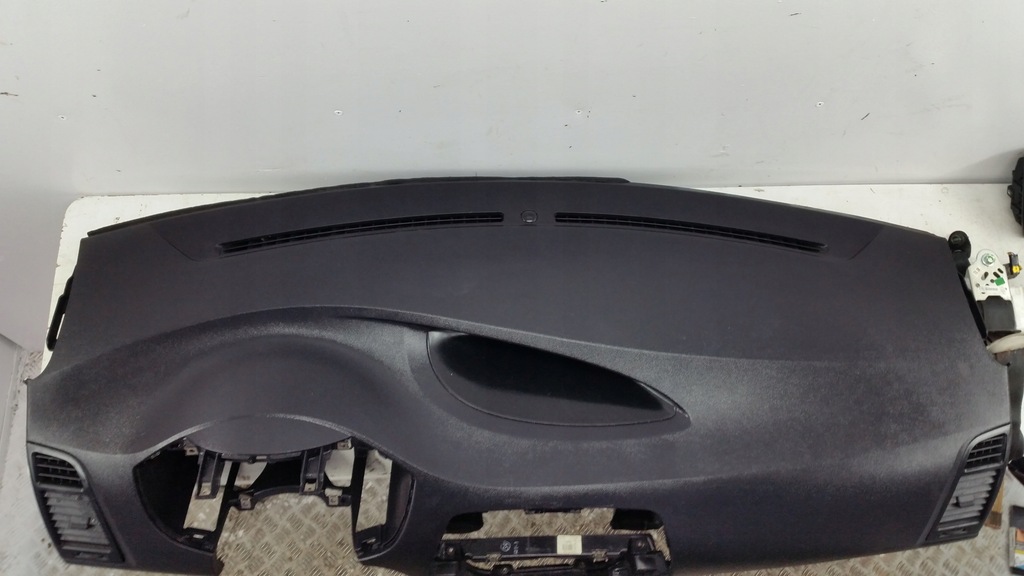 фото №11, Консоль панель приладів подушка безпеки air bag ремені hyundai i20