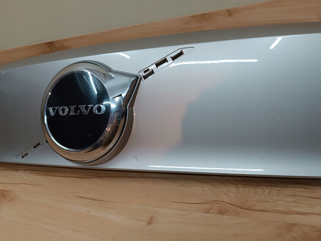 фото №6, Volvo c40 xc40 ev решётка радиатора решётка радиатора pod радар эмблема 32337601