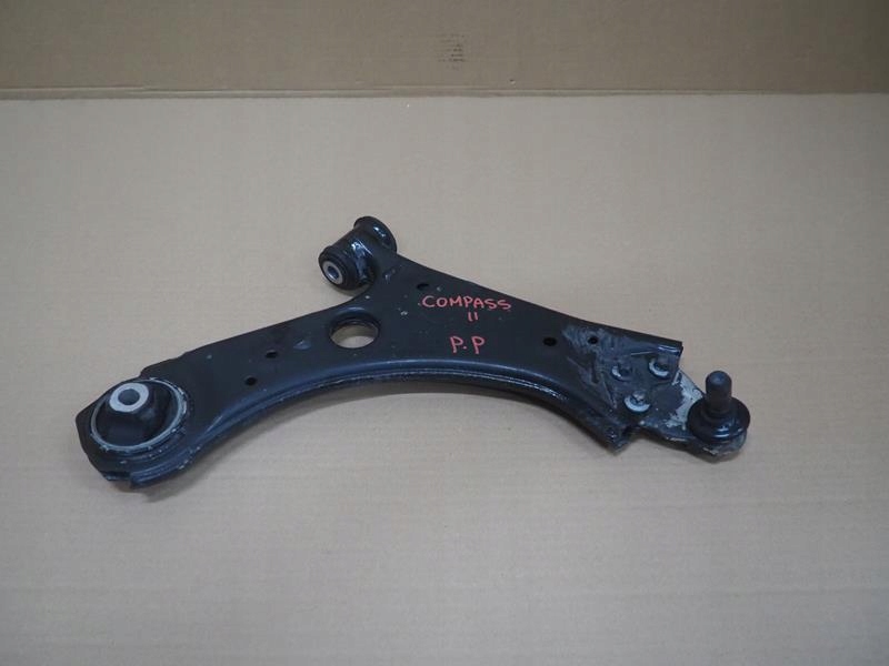 фото №1, Рычаг правый перед jeep compass ii p68318010ad