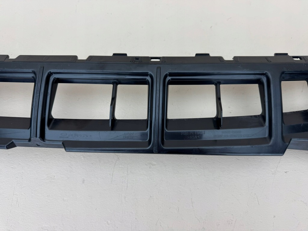 Hyundai i30 3 3 17r- решётка бампера передняя перед 86532-g4500 Недорого