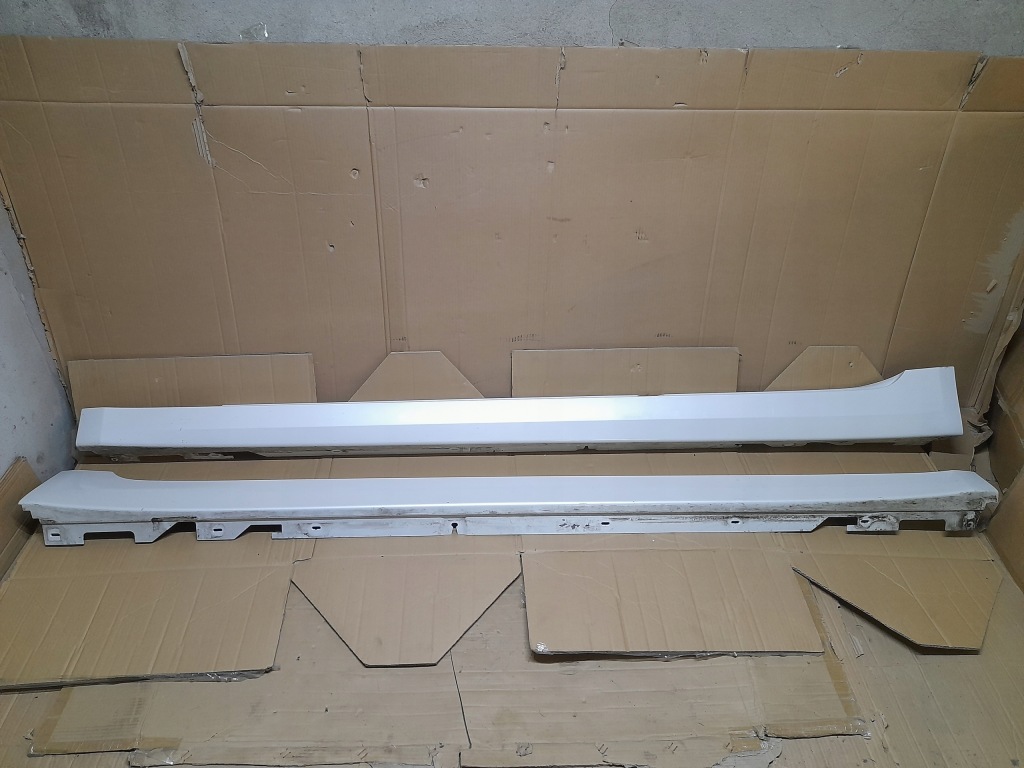 фото №1, Молдинг поріг kpl bmw 5 g30 g31 лак a96