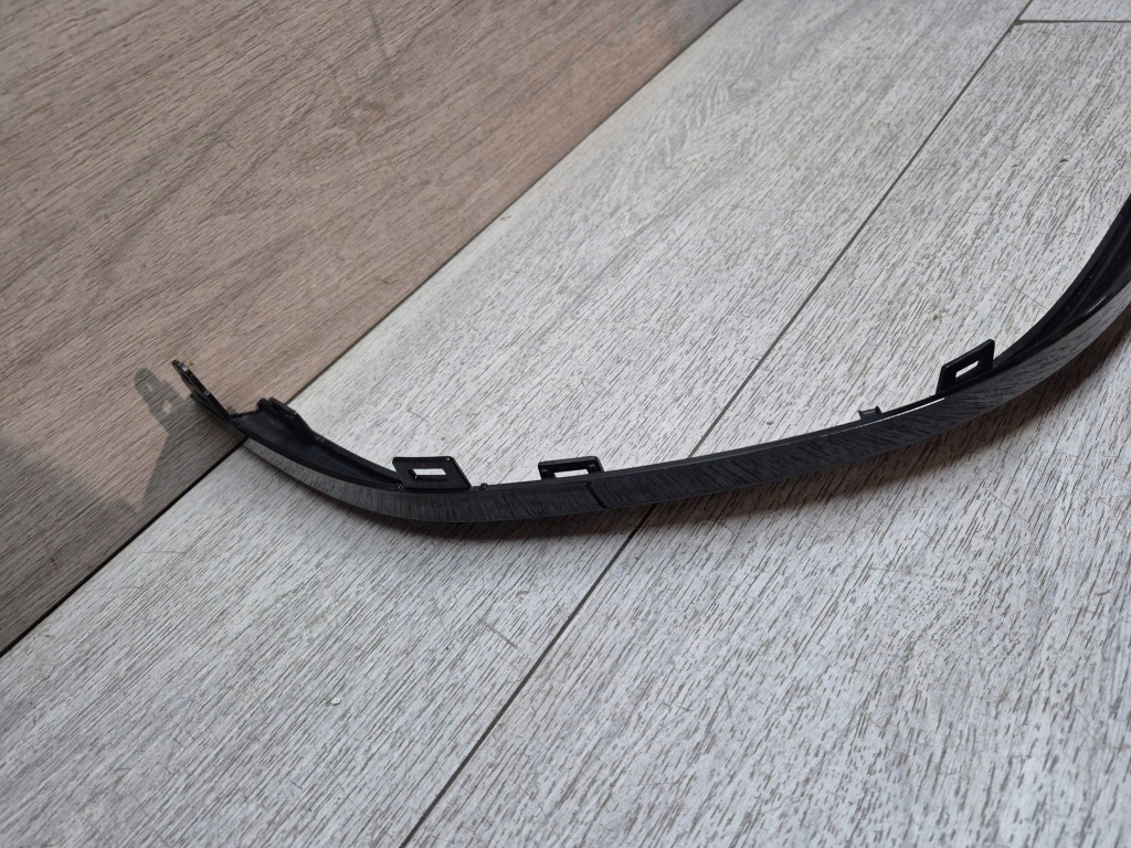 16051. mini f56 молдинг решётка радиатора перед 9450550 с Разборки