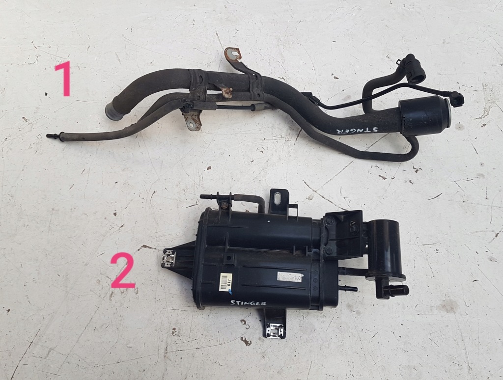 Купити Фільтр вугільний труба заливної пального kia stinger gt 2.0 t-gdi 31453-j5000