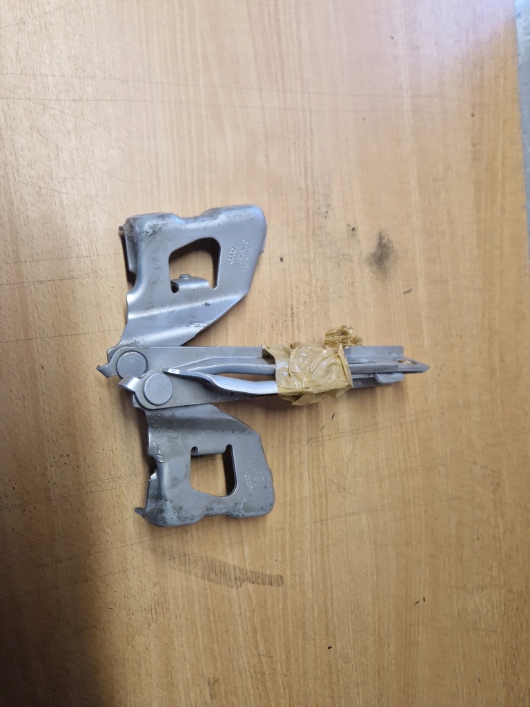 фото №1, Петли петля капот audi a5 8t 8t0823301d 8t0823302d