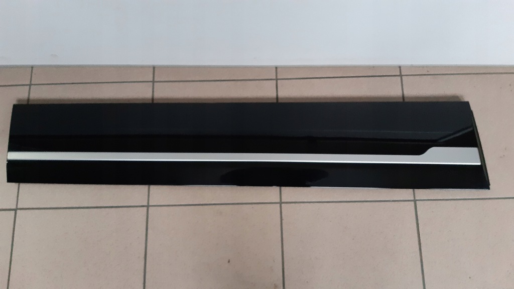 фото №1, Kia niro ii 2022- молдинг двері перед ліва хром