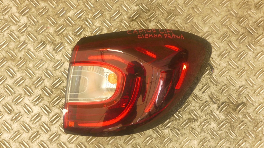 фото №1, Лампа led правая задняя задняя captur lift